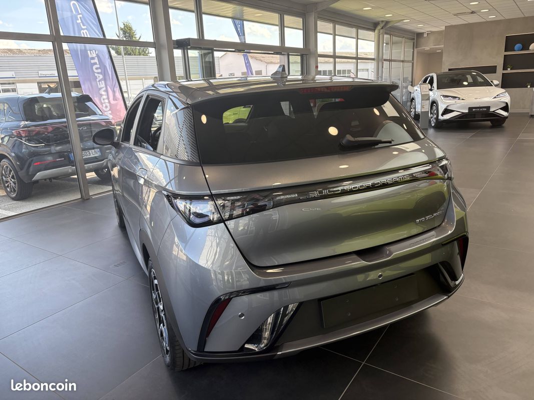 BYD Dolphin 60,4 kWh 204 ch Design (image 2)