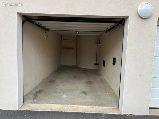Garage/box 17 m² Valras Plage