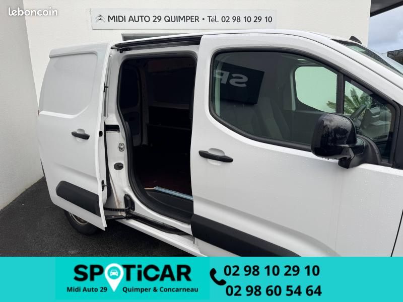 Citroen Berlingo Van XL 950kg BlueHDi 100 Pack Premium Connect / GPS / CAMERA / 3PL / 14908 HT (image 4)