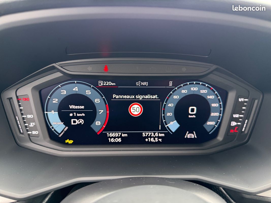 AUDI A1 Sportback 25 TFSI 95 ch S tronic 7 Design (image 24)