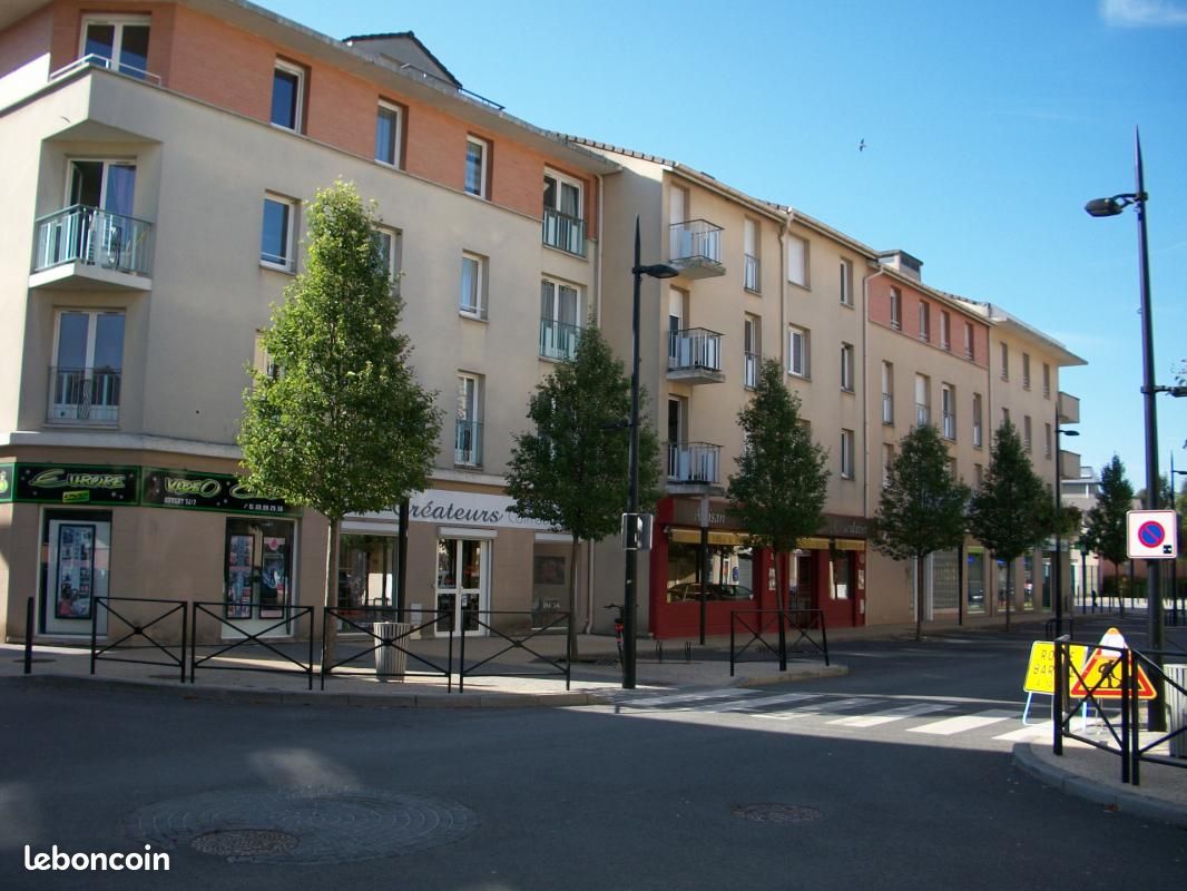 Appartement 5 pièces 100 m² · à Saint-Pierre-du-Perray · 100 m² · 185 700 €