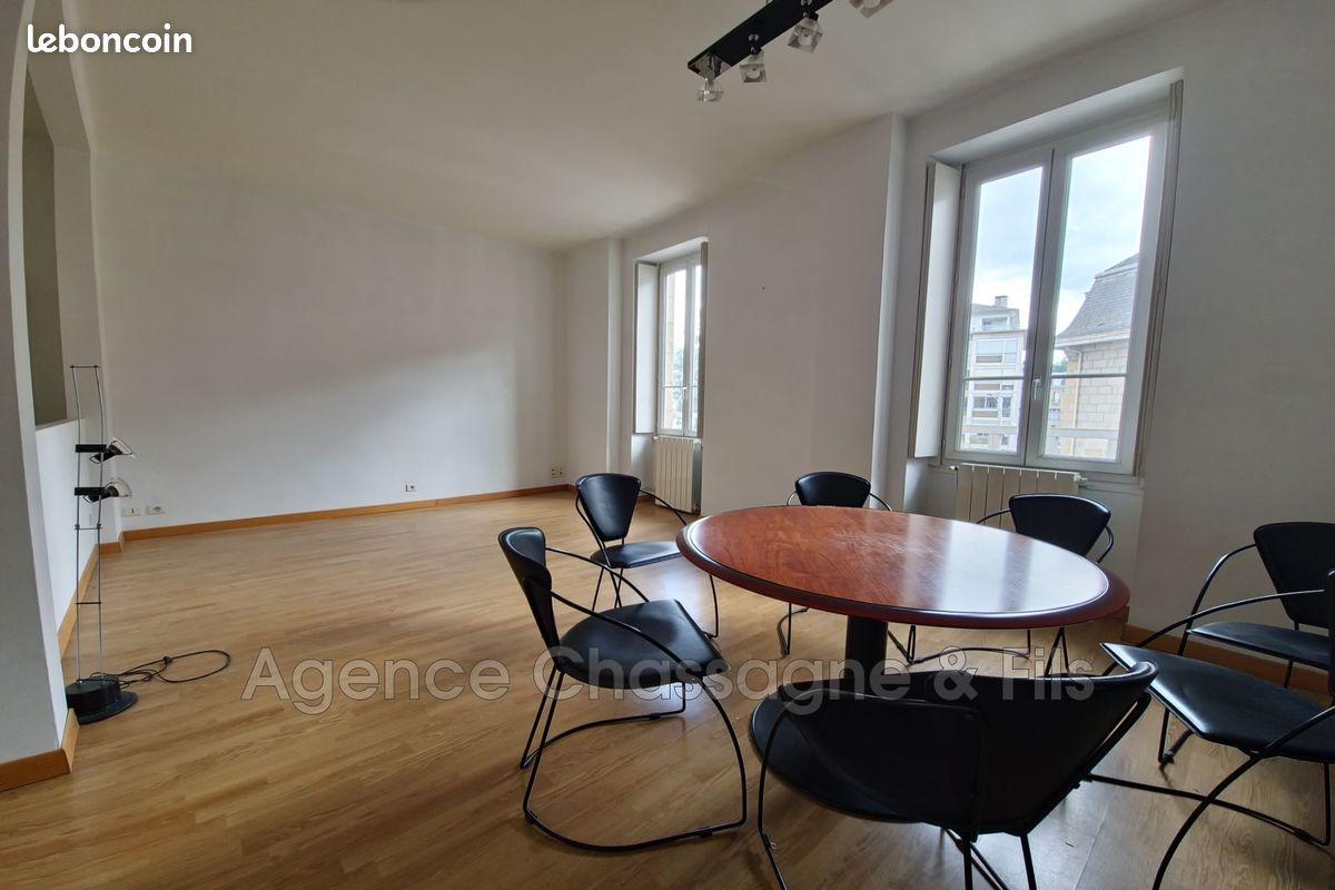 Appartement 5 pièces 85 m² · à Brive-la-Gaillarde · 85 m² · 93 000 €