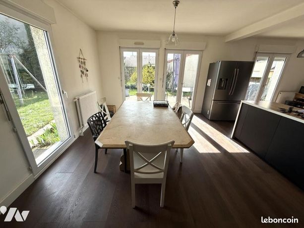 Maison 7 pièces 146 m² — 7