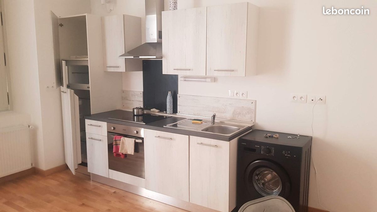 Appartement 1 pièce 28 m² · à Saint-Malo · 28 m² · 550 €