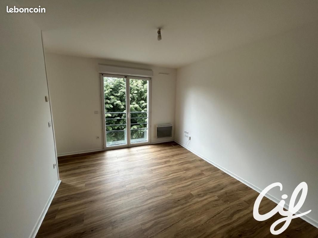 Appartement 1 pièce 35 m² · à La Roche-sur-Yon · 35 m² · 100 000 €