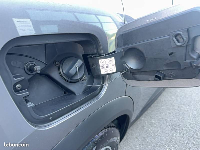 Renault Captur E-Tech full hybrid 145 ch Techno (image 21)