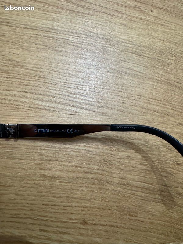 Lunettes de soleil Fendi (image 3)