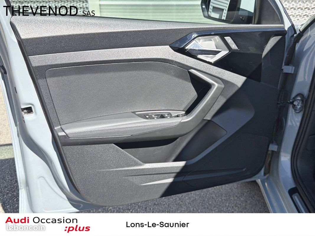 AUDI A1 Sportback 30 TFSI 110 ch S tronic 7 Advanced (image 17)