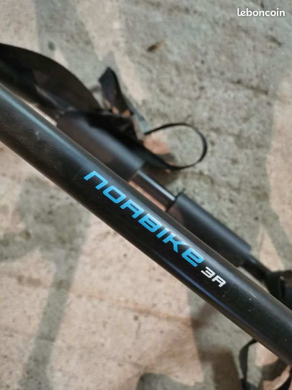 Porte vélo de coffre (image 2)