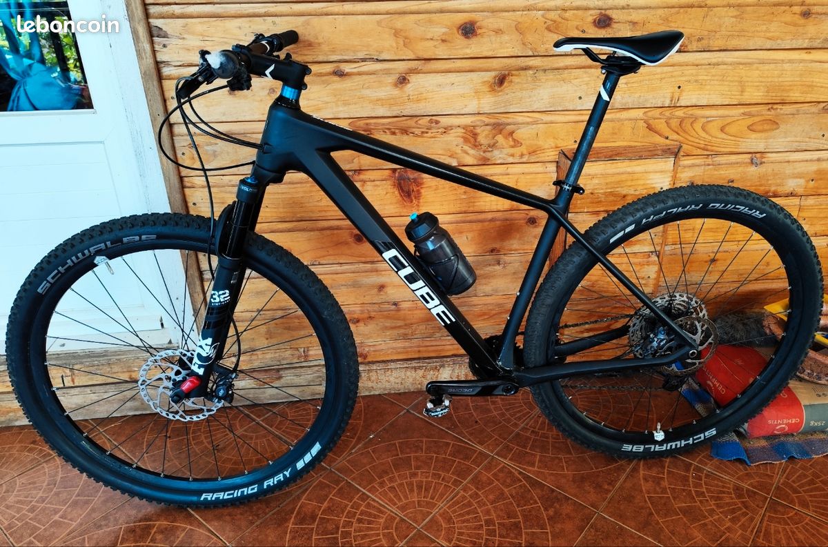 A saisir cube reaction c62 race fox (image 3)