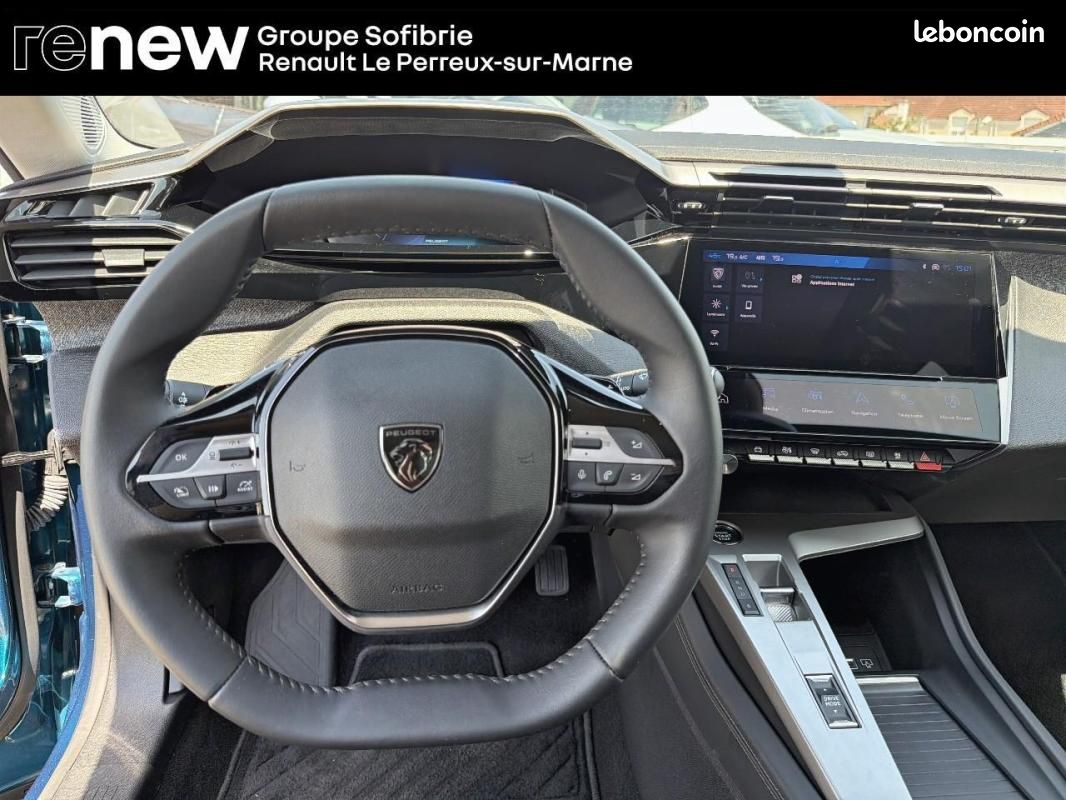 Peugeot 408 PHEV 225 e-EAT8 Allure Pack (image 17)