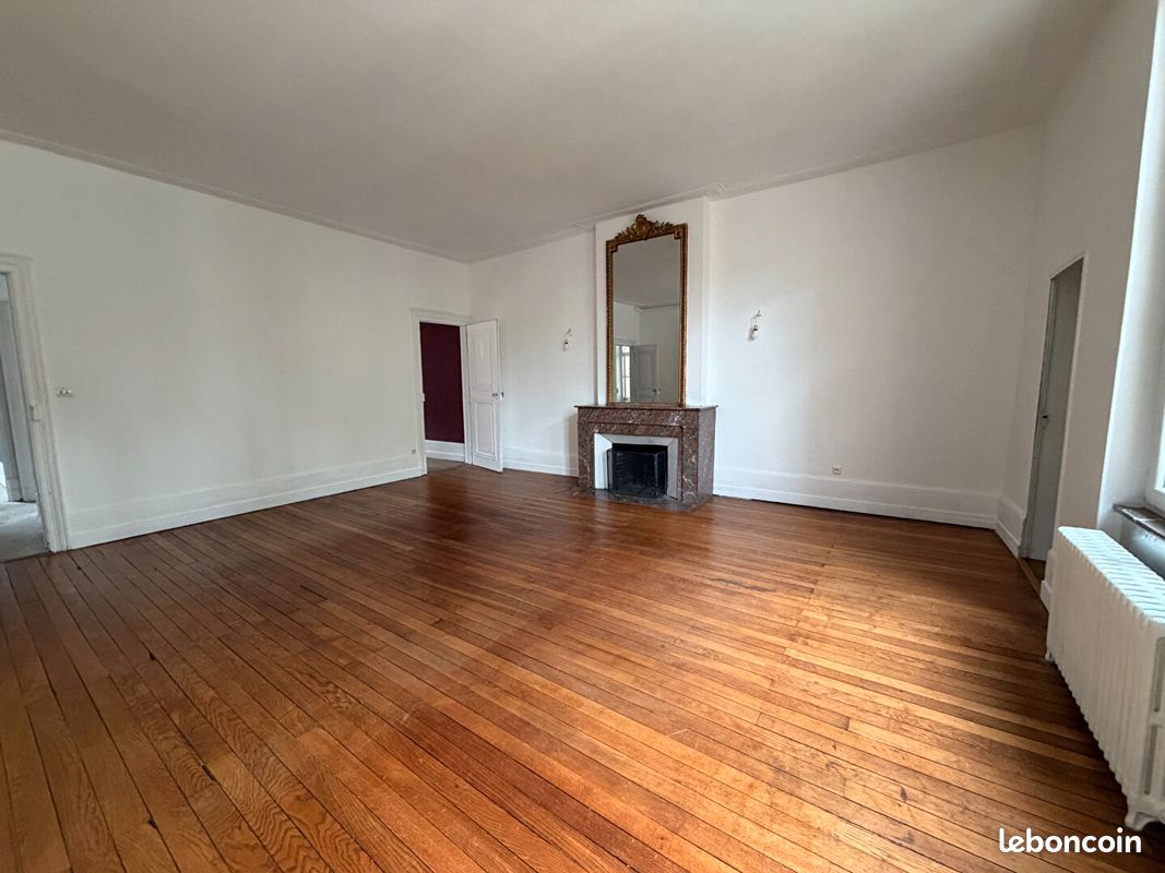 Appartement 5 pièces 176 m² · à Metz · 176 m² · 1 410 €/mois
