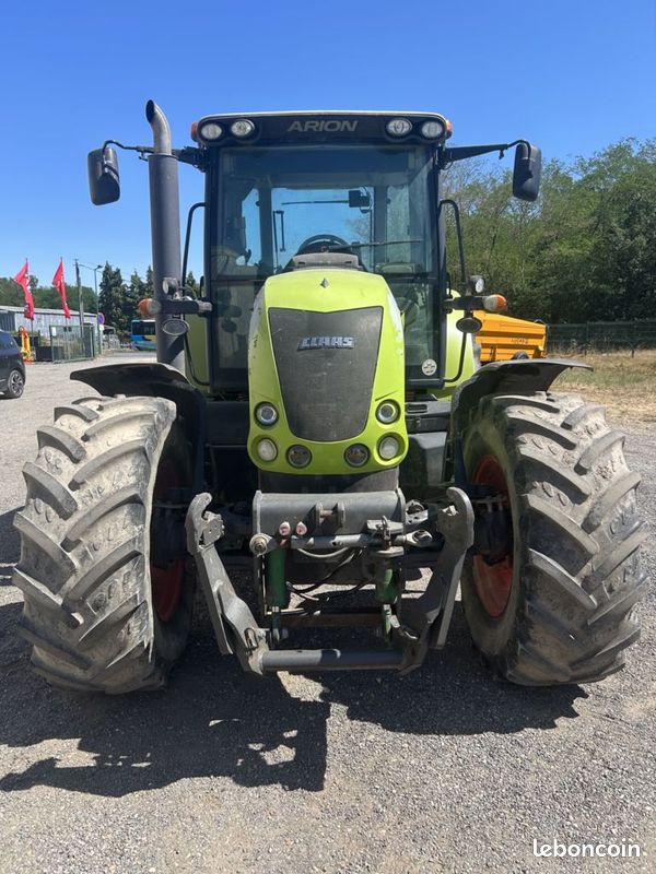 Claas ARION 620 (image 5)