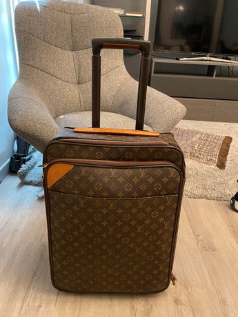Valise cabine Louis Vuitton d'occasion - Annonces accessoires et bagagerie  leboncoin