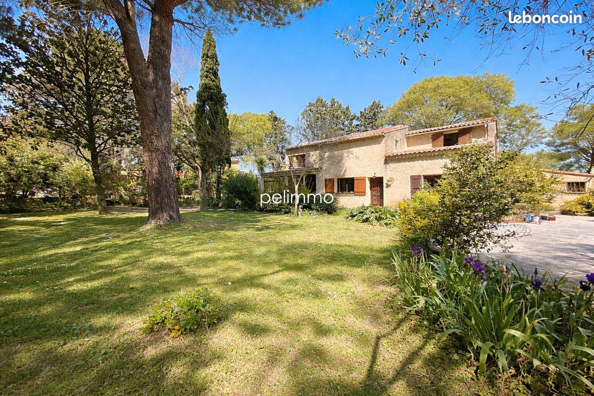 Maison 6 pièces 175 m² · à Grans · 175 m² · 529 000 €