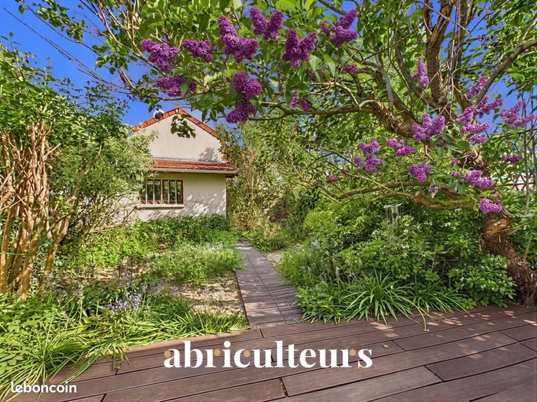 Maison 6 pièces 160 m² · à Clamart · 160 m² · 866 000 €