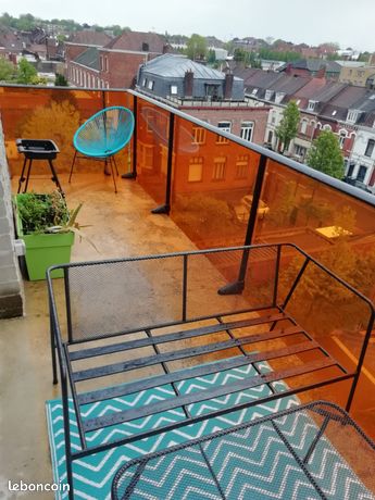 Croix part loue T2 residence coeurville
