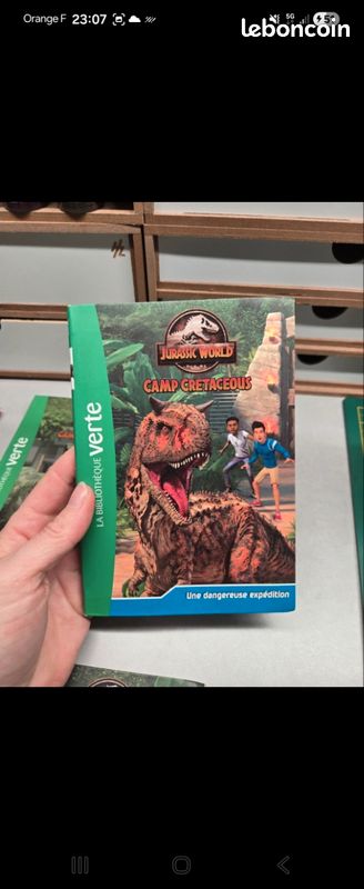 Lot livres Jurassic World (image 6)