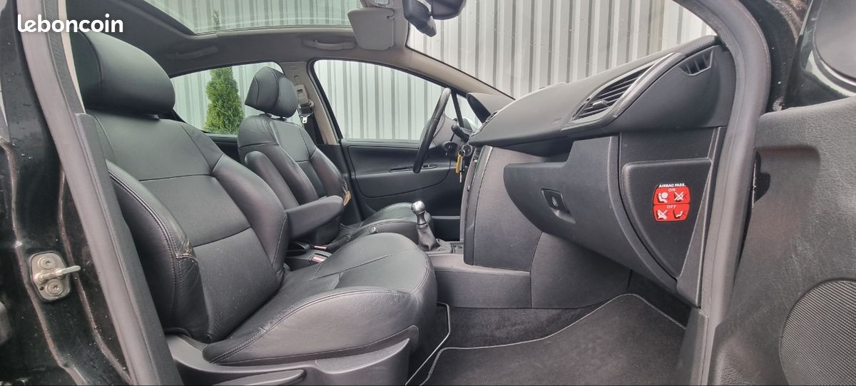 PEUGEOT 207 1.6 THP 16V 150cv FELINE (image 5)