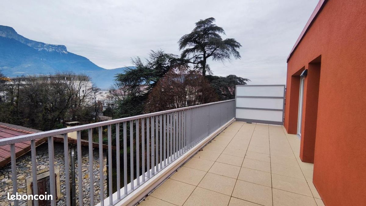 Appartement 2 pièces 52 m² · à Saint-Égrève · 52 m² · 715 €/mois
