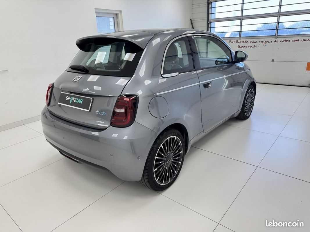Fiat 500 (3) 42kWh La Prima (image 3)