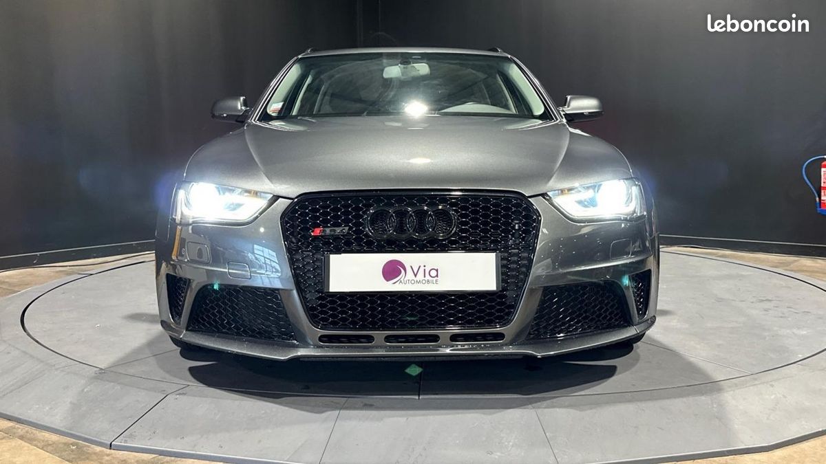 Audi RS4 Avant V8 4.2 FSI 450 Quattro (image 2)
