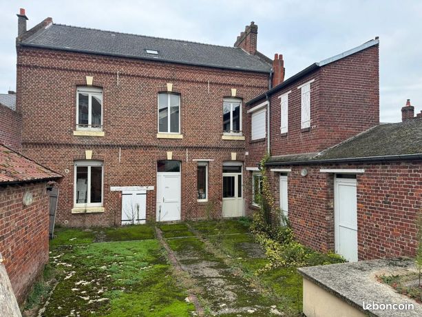 Maison 8 pièces 200 m²