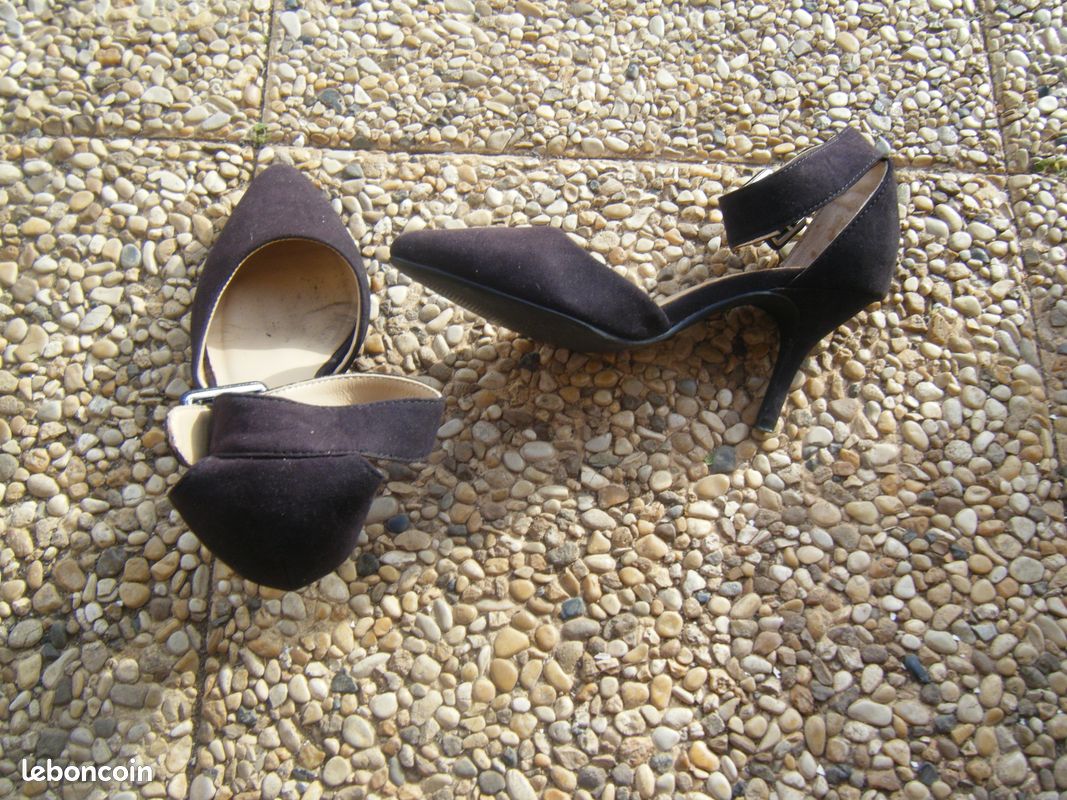 Chaussure / nu pied (image 4)