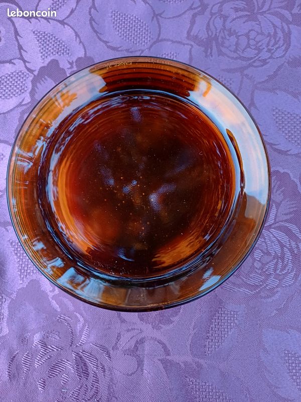 Assiettes à dessert marron (image 1)
