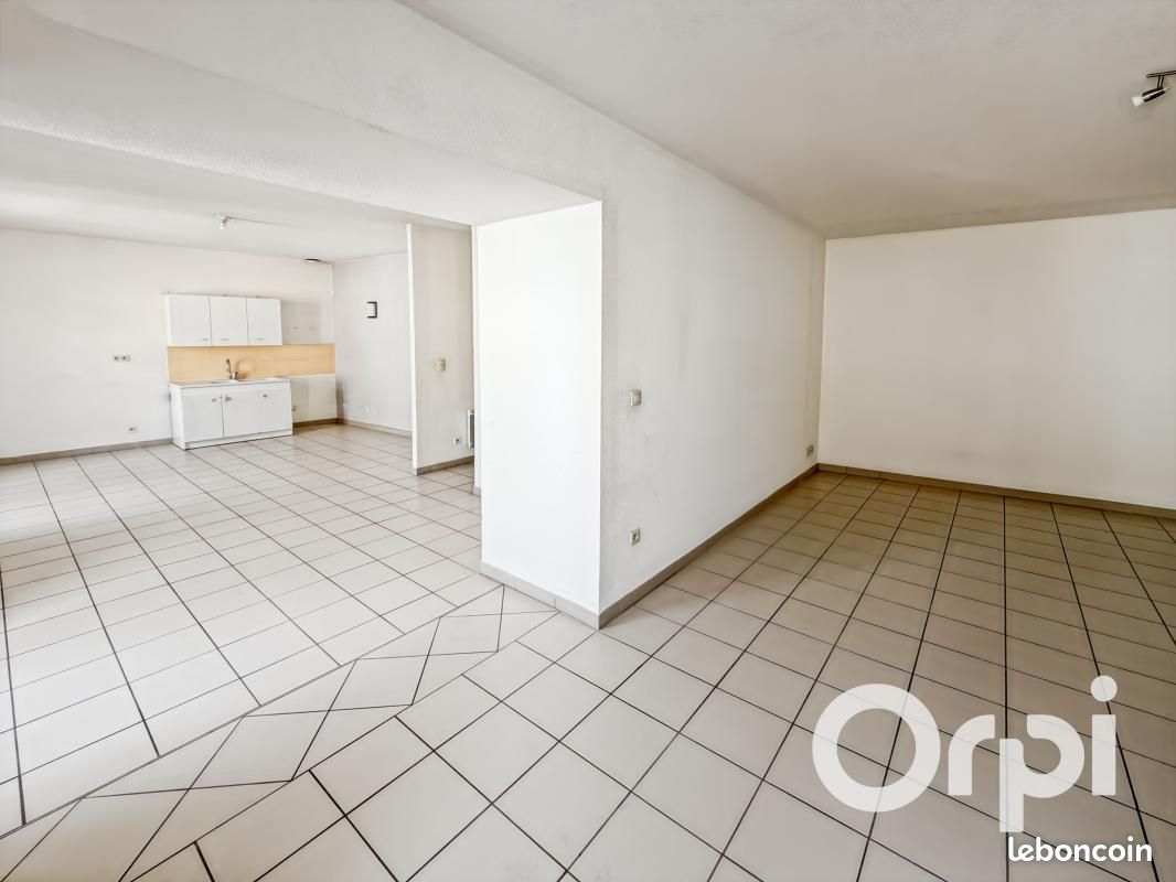 Appartement 3 pièces 79 m² · à Baix · 79 m² · 560 €/mois