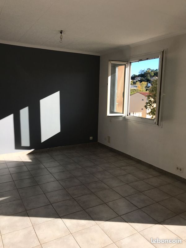 Appartement 3 pièces 69 m² · à Alès · 69 m² · 69 000 €