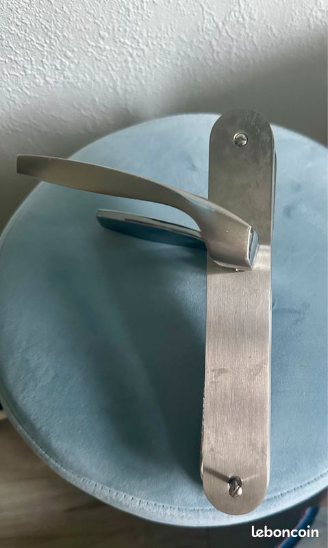 Poignée de porte inox (image 1)