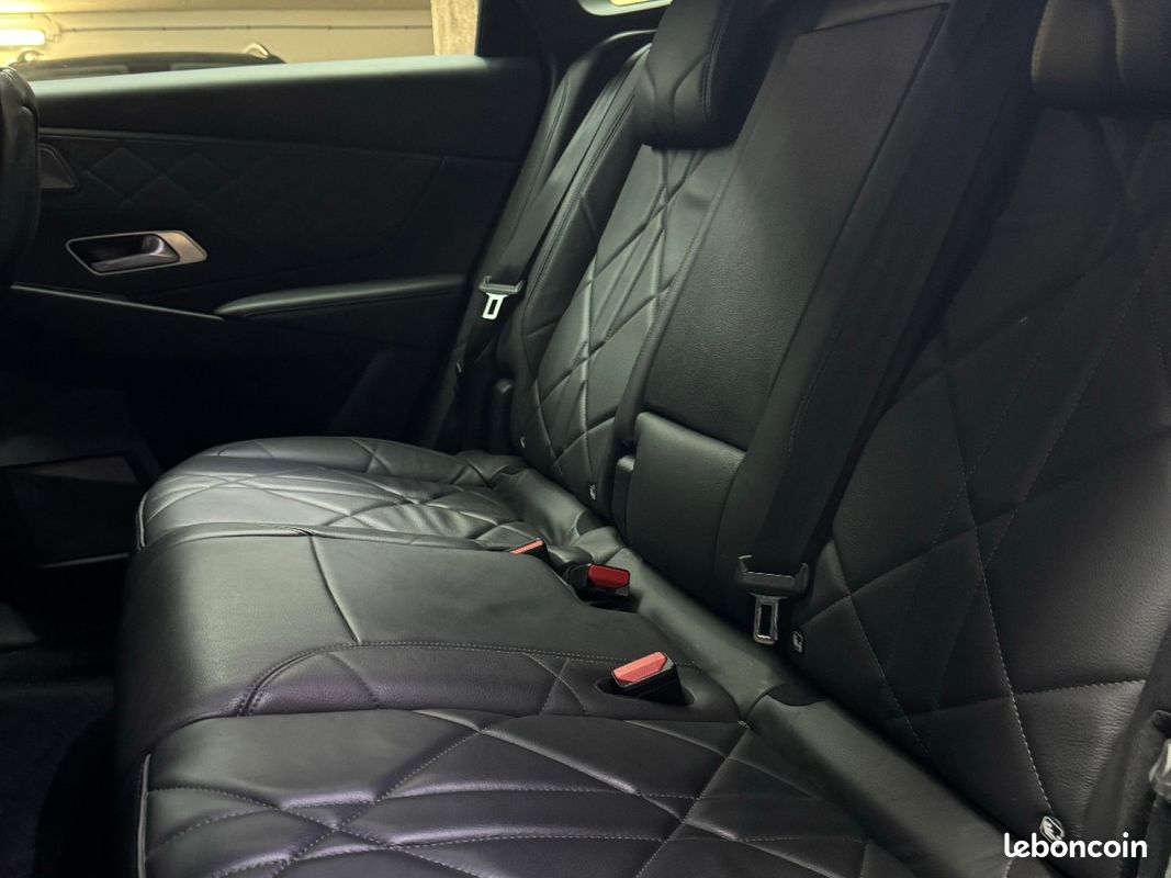 DS DS7 CROSSBACK EXECUTIVE Ess 180 EAT8 Executive (image 20)