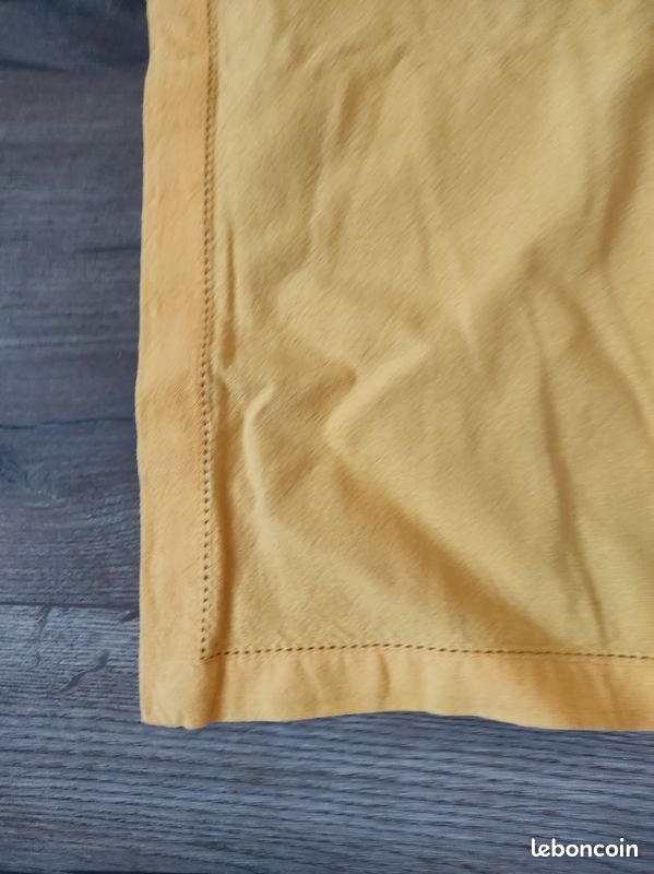 Nappe jaune rectangle (image 2)