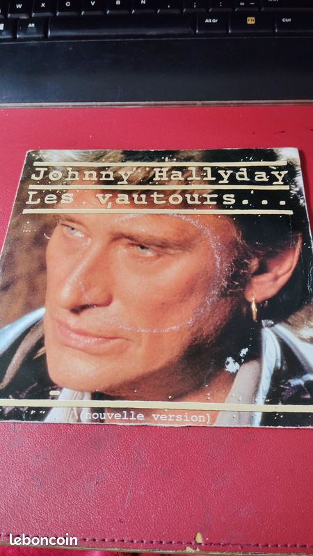 Johnny Hallyday –Les Vautours... (Nouvelle Version) (image 1)