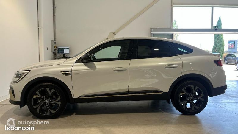 Renault Arkana 1.6 E-Tech hybride 145ch Engineered -22 (image 8)
