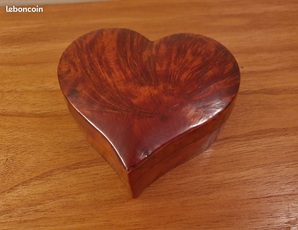 856964_7 856964_7
