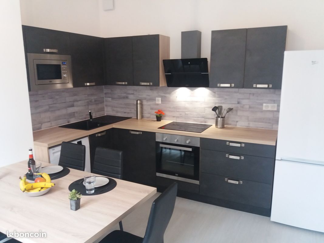 Maison 5 pièces 100 m² · à Orléans · 100 m² · 1 200 €