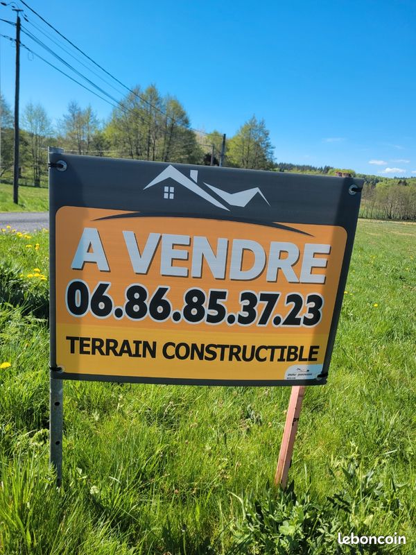 Terrain constructible · à Saint-Jean-Roure · 43 000 €