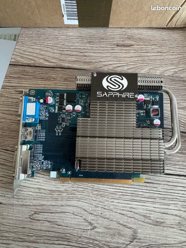 Carte Graphique Sapphire HD 4670 1Go GDDR3 - ATI Radeon - Occasion
