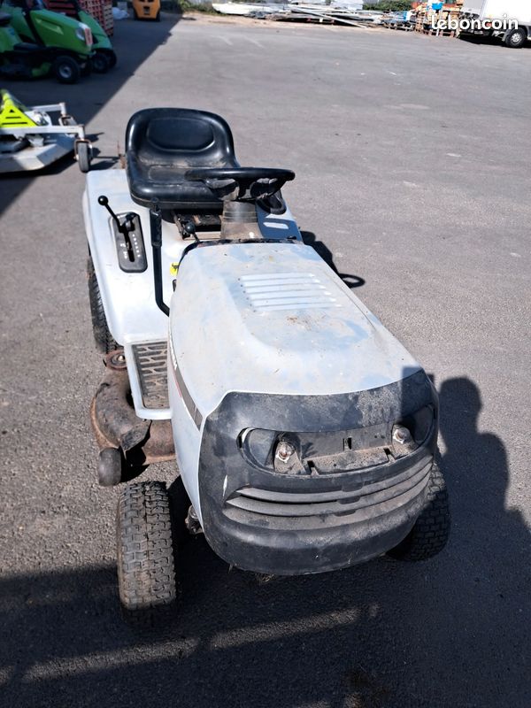 Tracteur tondeuse (image 1)