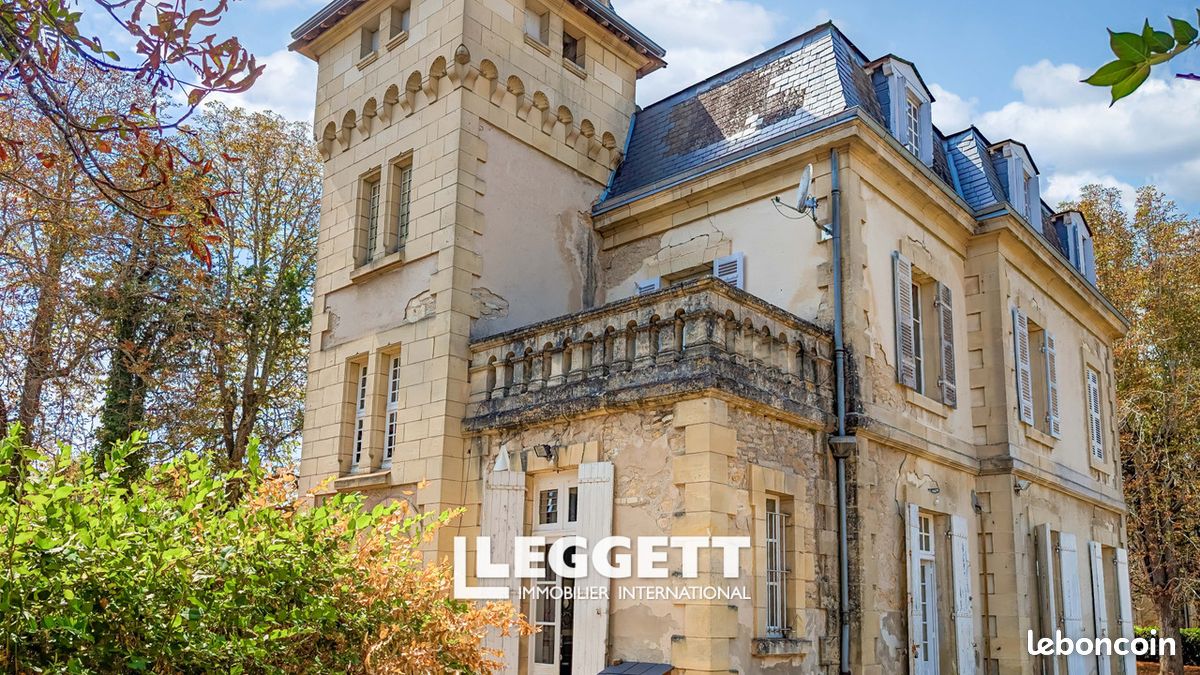 Maison 12 pièces 279 m² · à Le Buisson-de-Cadouin · 279 m² · 498 000 €