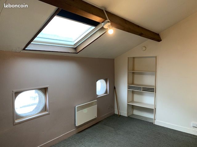 Appartement 1 pièce 28 m² · à Angoulême · 28 m² · 390 €