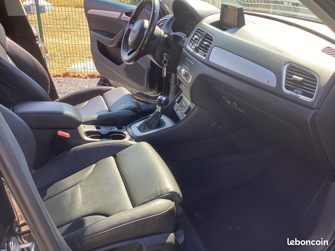 Audi Q3 S Line S-tronic (image 22)