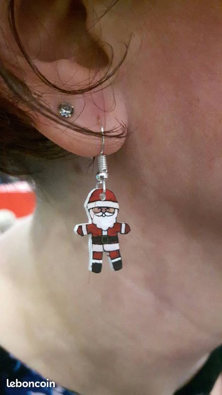 Boucles d'oreille Père Noël (image 1)