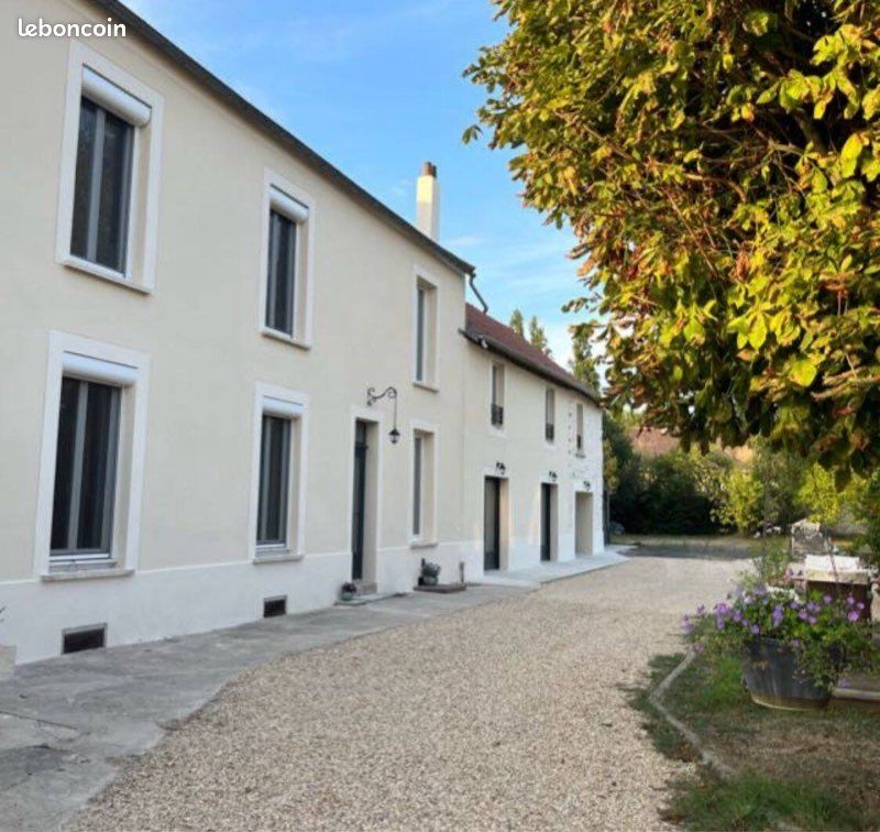 Appartement 2 pièces 66 m² · à Moret-Loing-Et-Orvanne · 66 m² · 1 061 €/mois