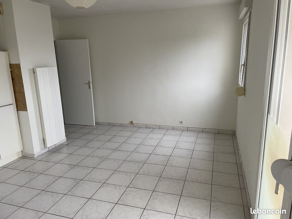 Studio 1 pièce 30 m² - Arnac-Pompadour 19230 (image principale 3)