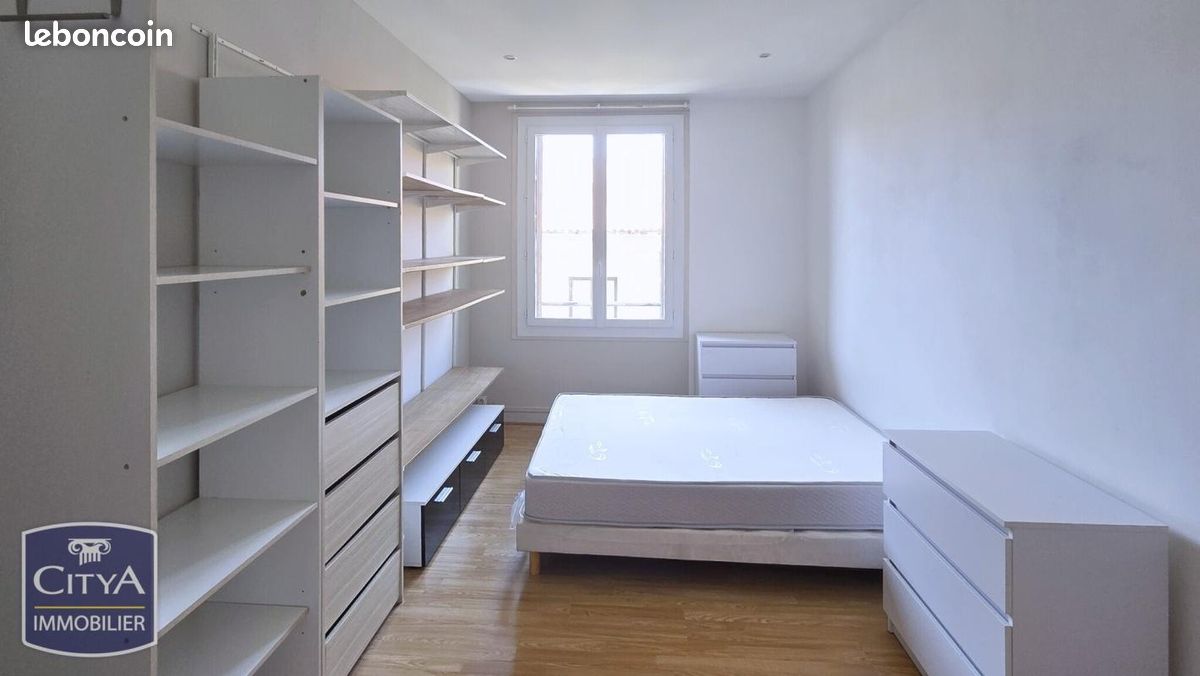 Appartement 2 pièces 54 m² · à Toulon · 54 m² · 131 800 €
