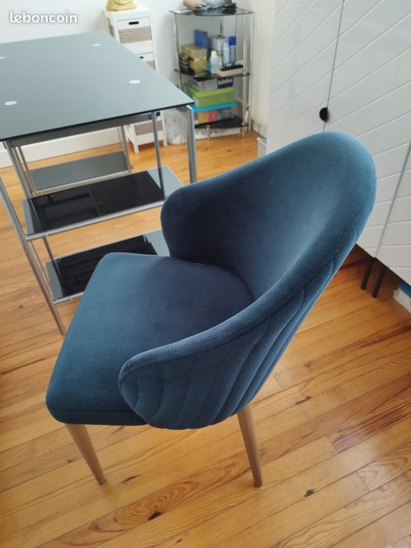 Chaises (image 2)