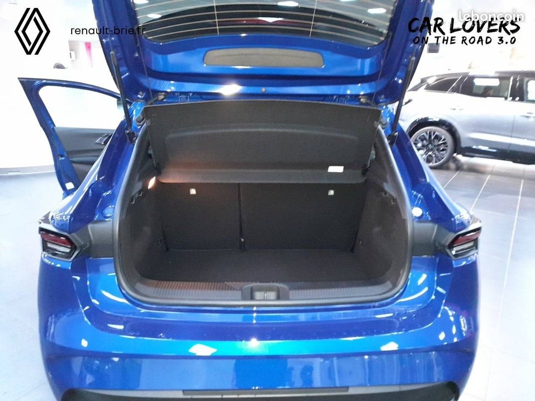 RENAULT Clio E-Tech full hybrid 160 ch esprit Alpine (image 23)